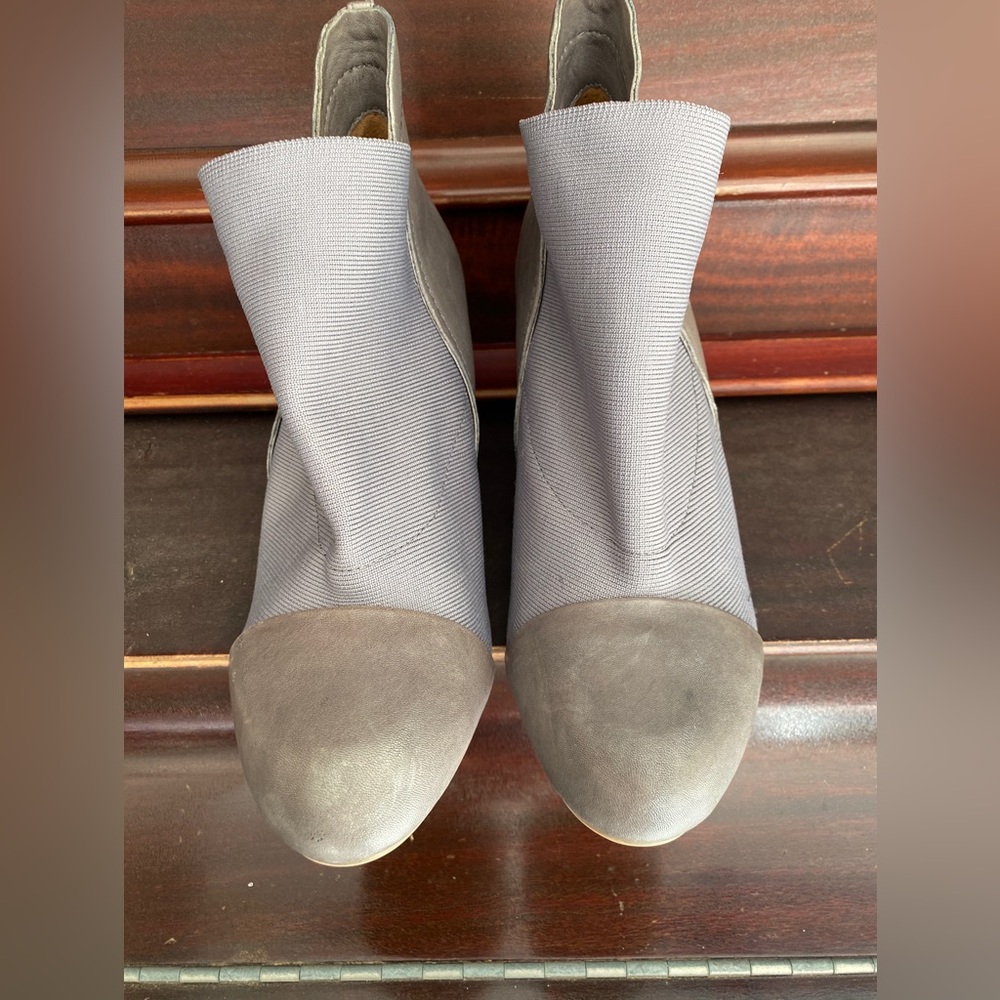 Kenneth Cole booties